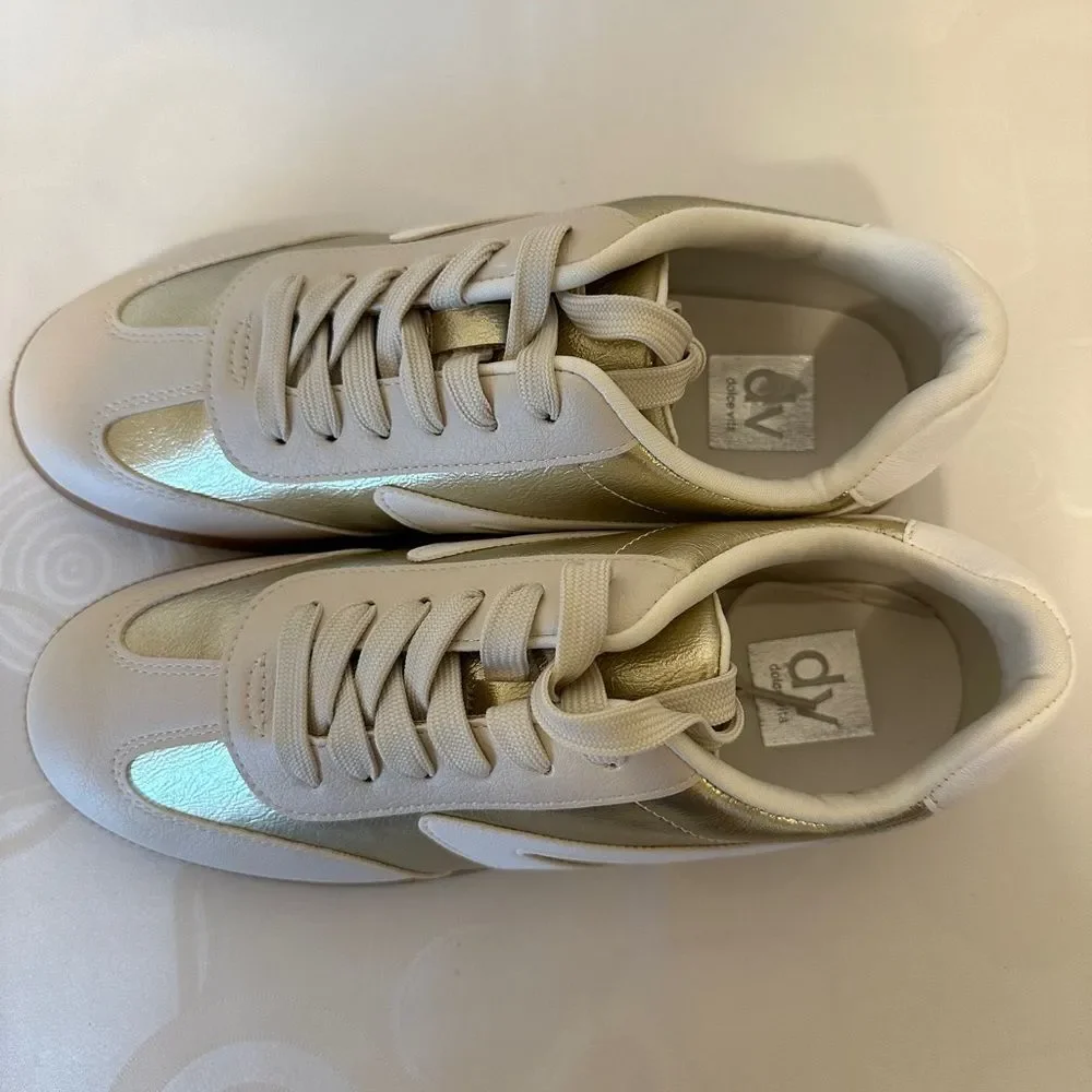 Dolce Vita Women’s Gold and White Sneakers size 7 1/5 new